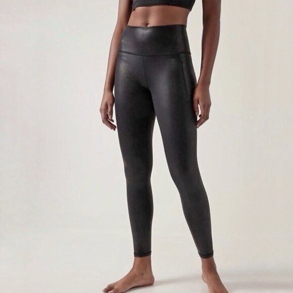 ATHLETA Women’s Black Salutation Stash Shine Tight Legging Size Small Style #467 - Picture 1 of 6